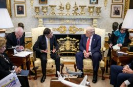 Presidente-Gustavo-Petro-y-presidente-de-Estados-Unidos-Donald-Trump-2-1024x597