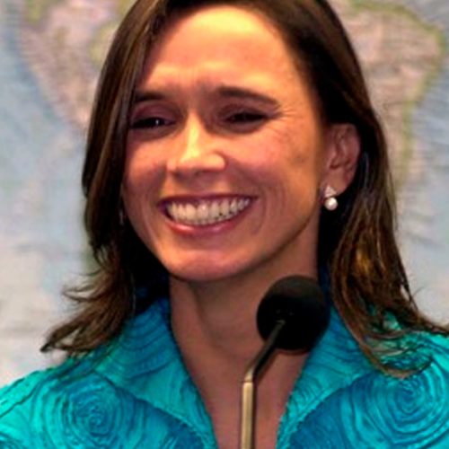 maria-consuelo-embajadora